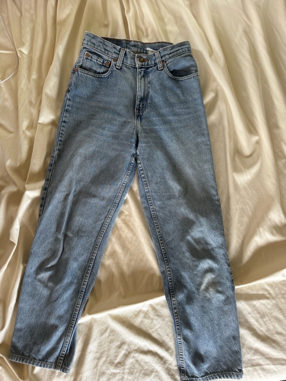 Vintage Levi’s 560 Light Blue Denim Jeans, sz 6